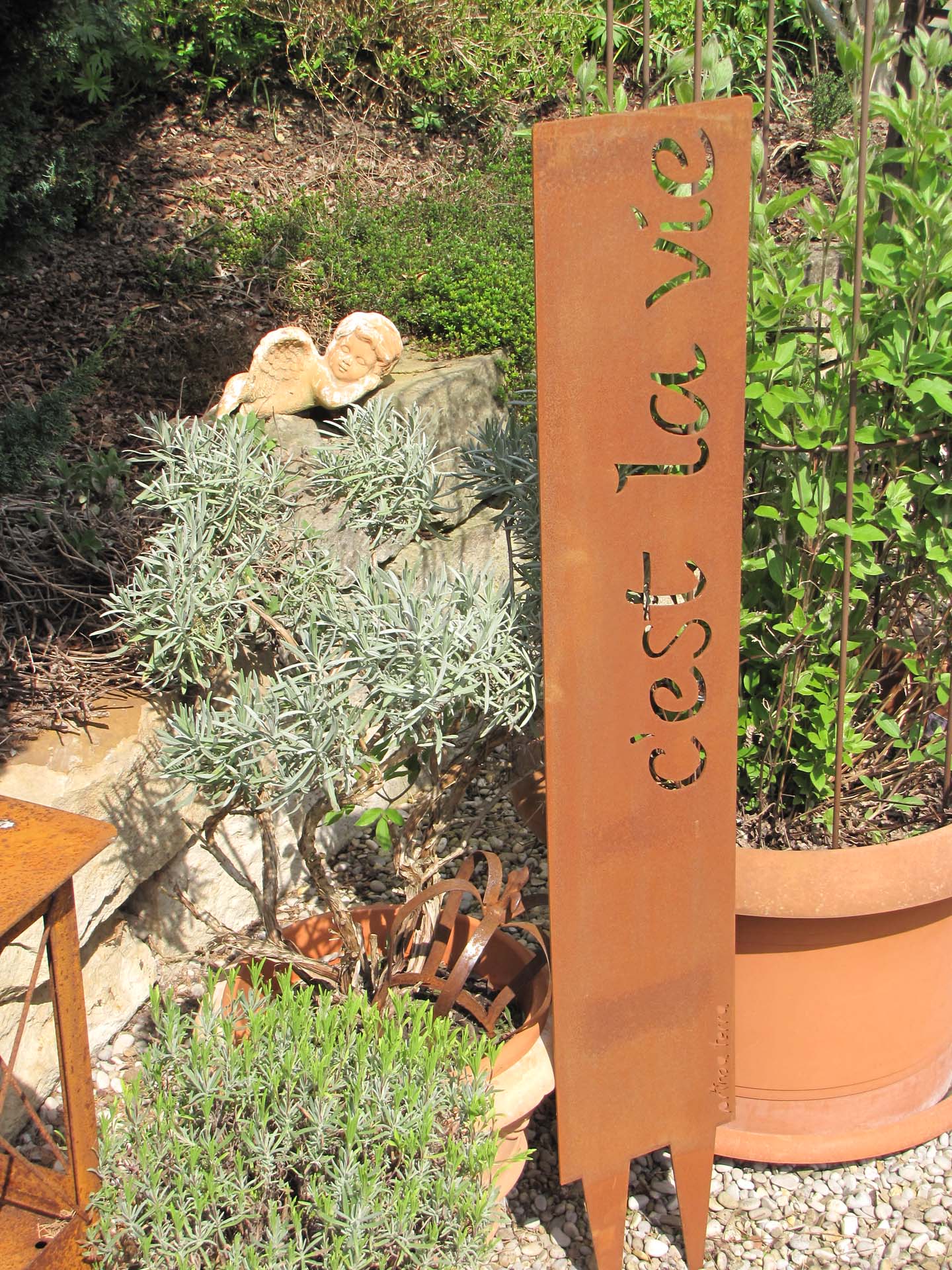 Prima Terra Gartenstele Rost mit Schriftzug Französisch Prima Terra Gartenstele Rost mit Schriftzug Französisch